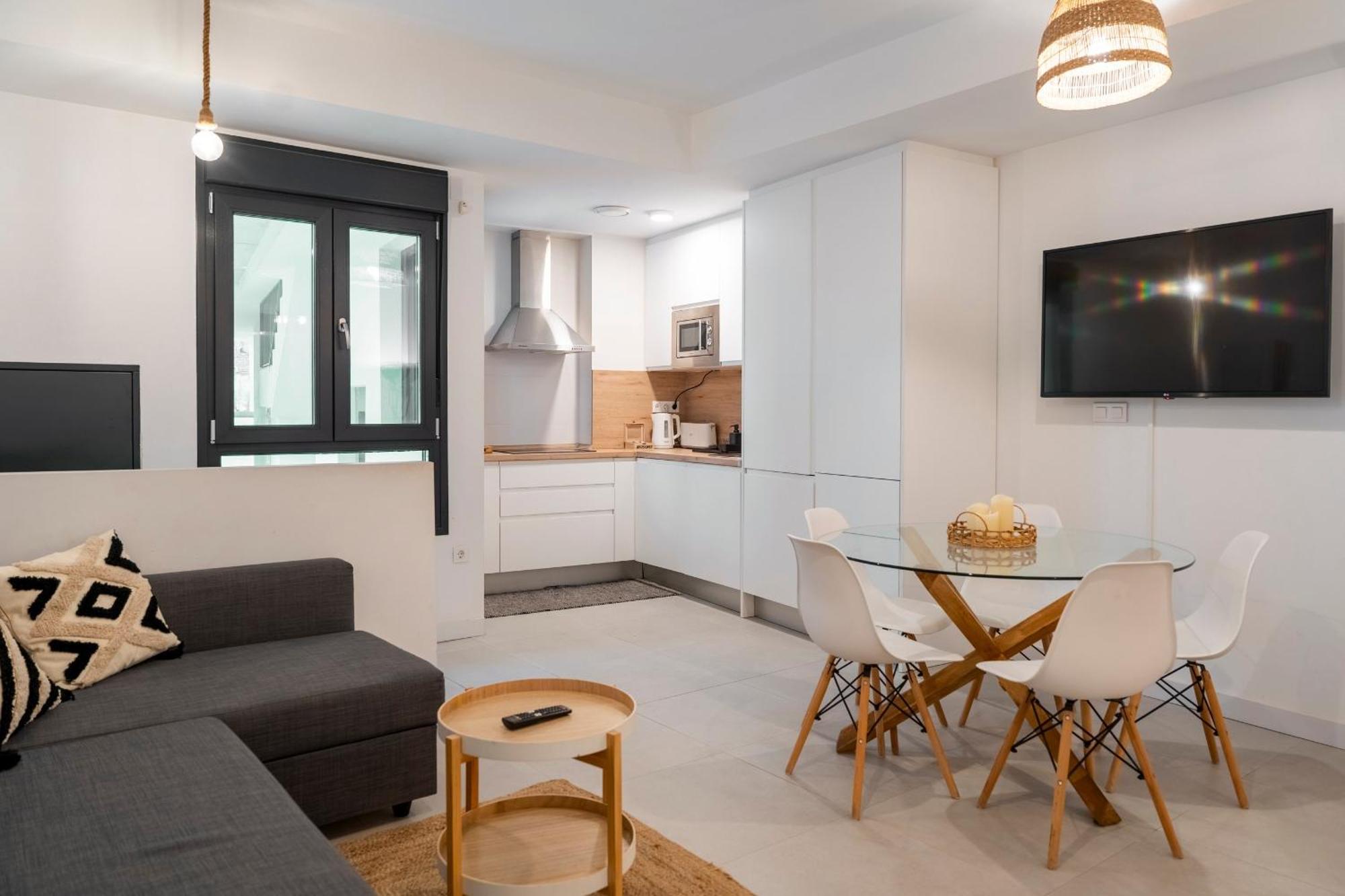 Apartment Andrea In Malaga Center Экстерьер фото